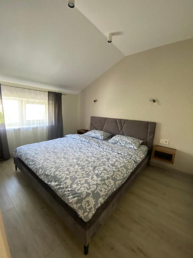 Панорамні Апартаменти Uzhhorod Exterior photo